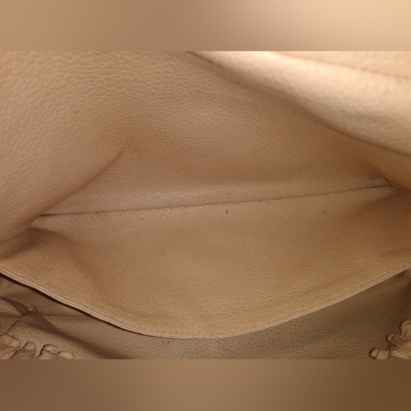 Louis Vuitton crossbody bag - Picture 9 of 16